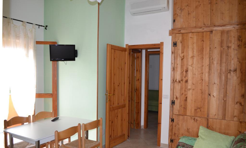 Apartments Mimose Бадеси Номер фото