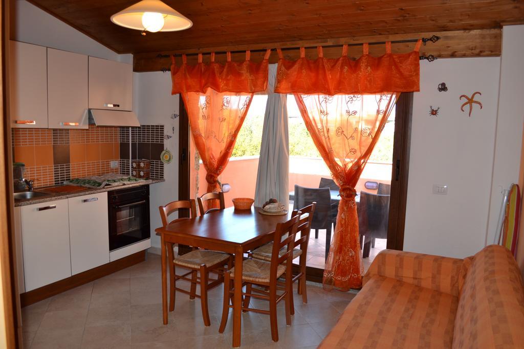 Apartments Mimose Бадеси Экстерьер фото