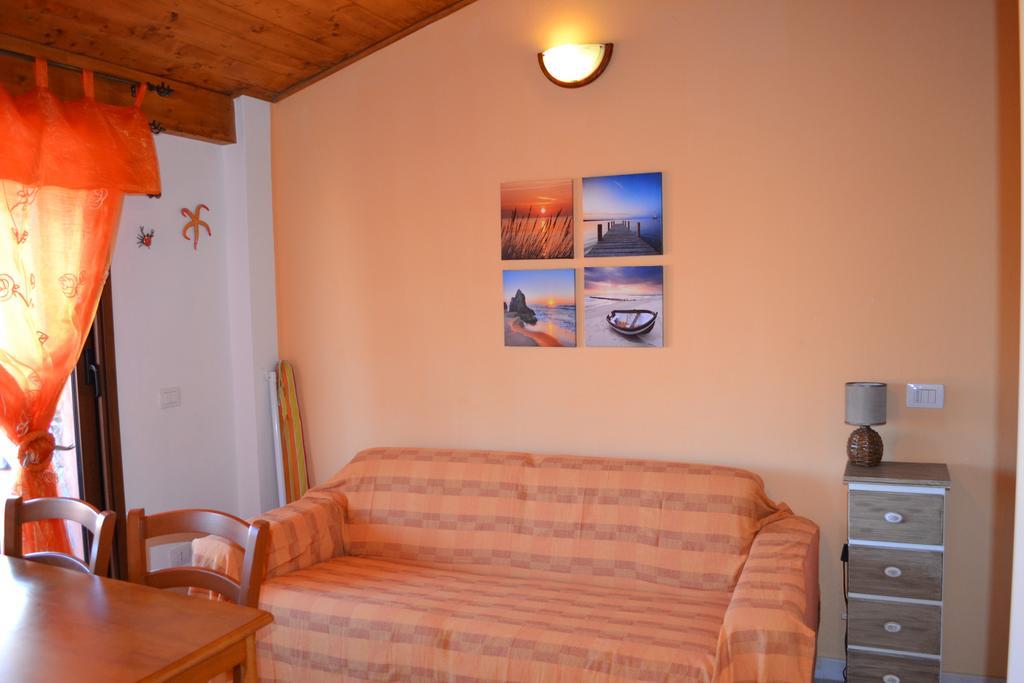 Apartments Mimose Бадеси Экстерьер фото